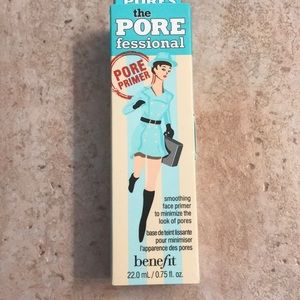 Benefit the porefessional pore primer